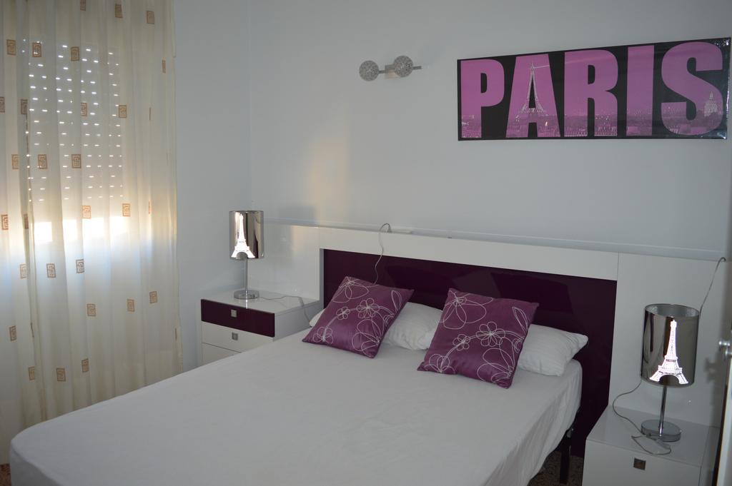 Apartamentos De Las Heras Ibiza Town Bilik gambar