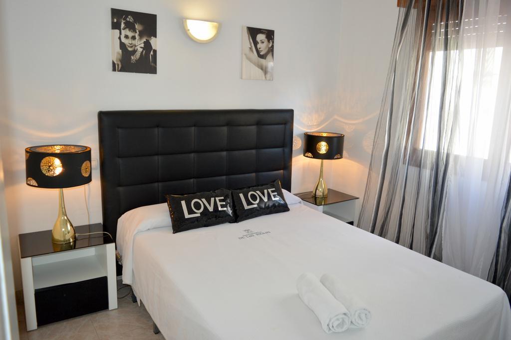 Apartamentos De Las Heras Ibiza Town Luaran gambar