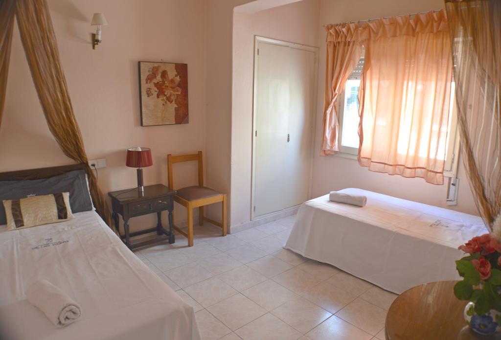 Apartamentos De Las Heras Ibiza Town Luaran gambar