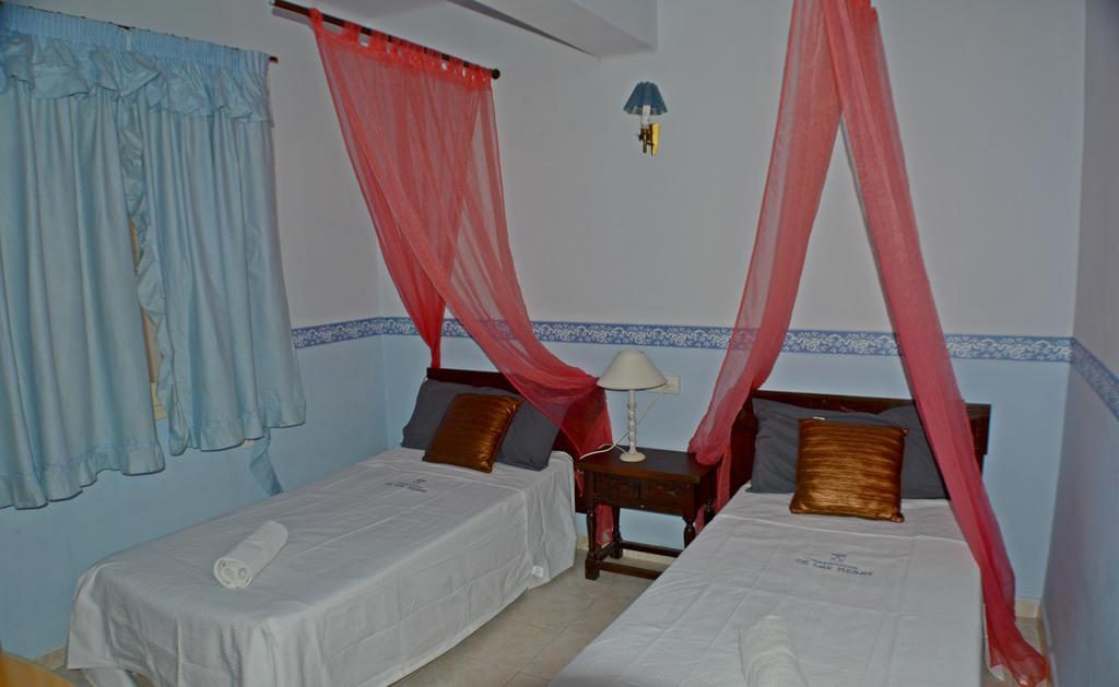 Apartamentos De Las Heras Ibiza Town Luaran gambar